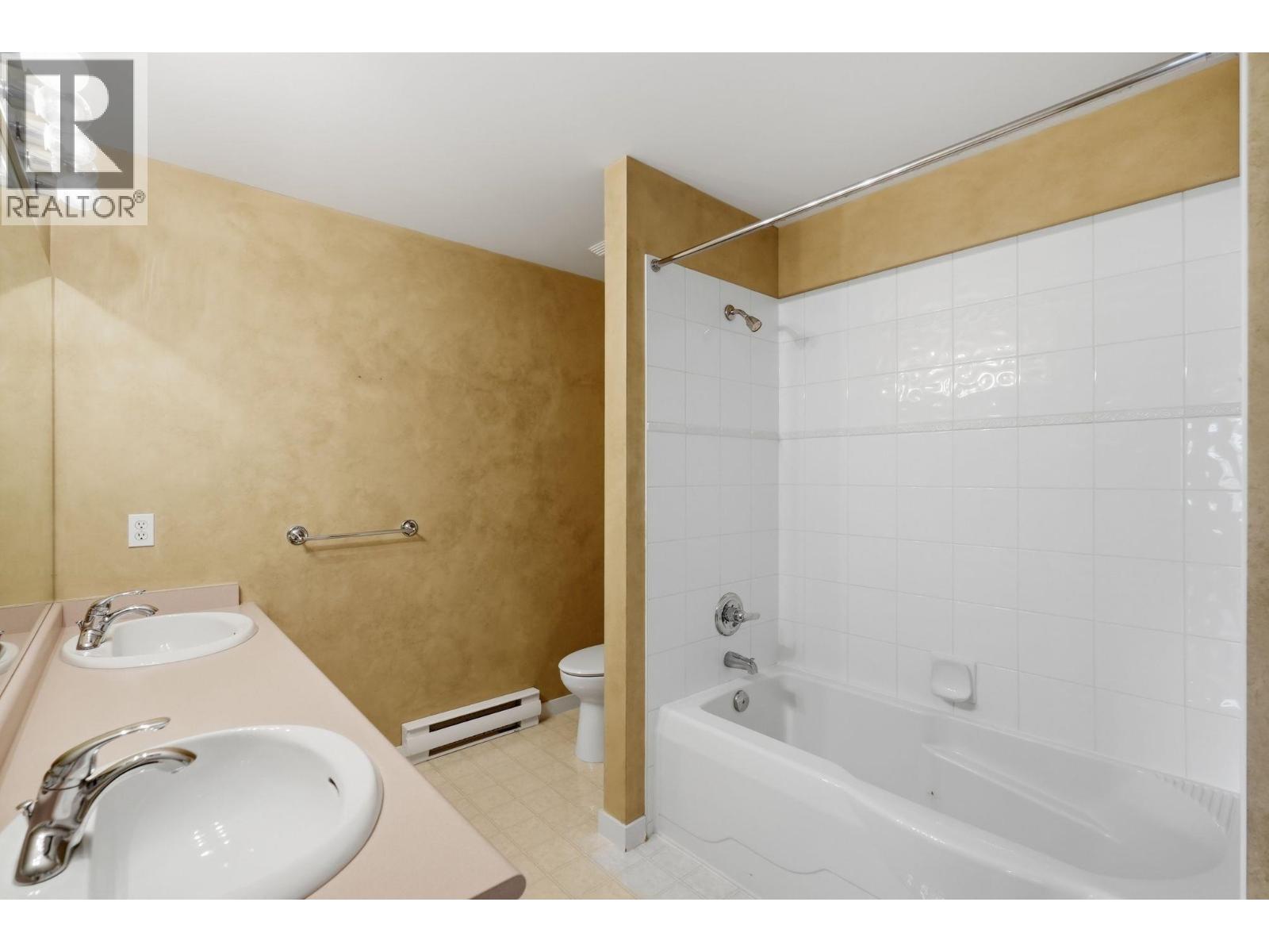 3 Bed, 3 Bath House for Sale in Delta – 2 5900 FERRY ROAD, Delta – MLS# R3144406 - Image 14