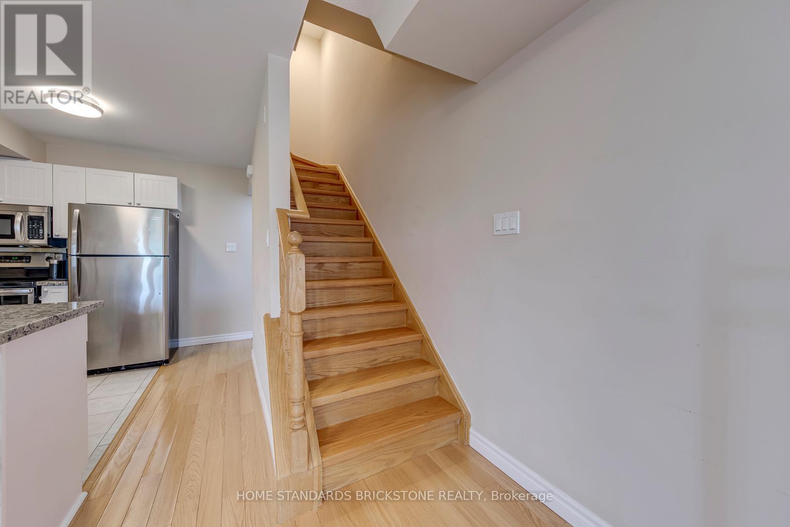 #291 306 JOHN STREET - 11