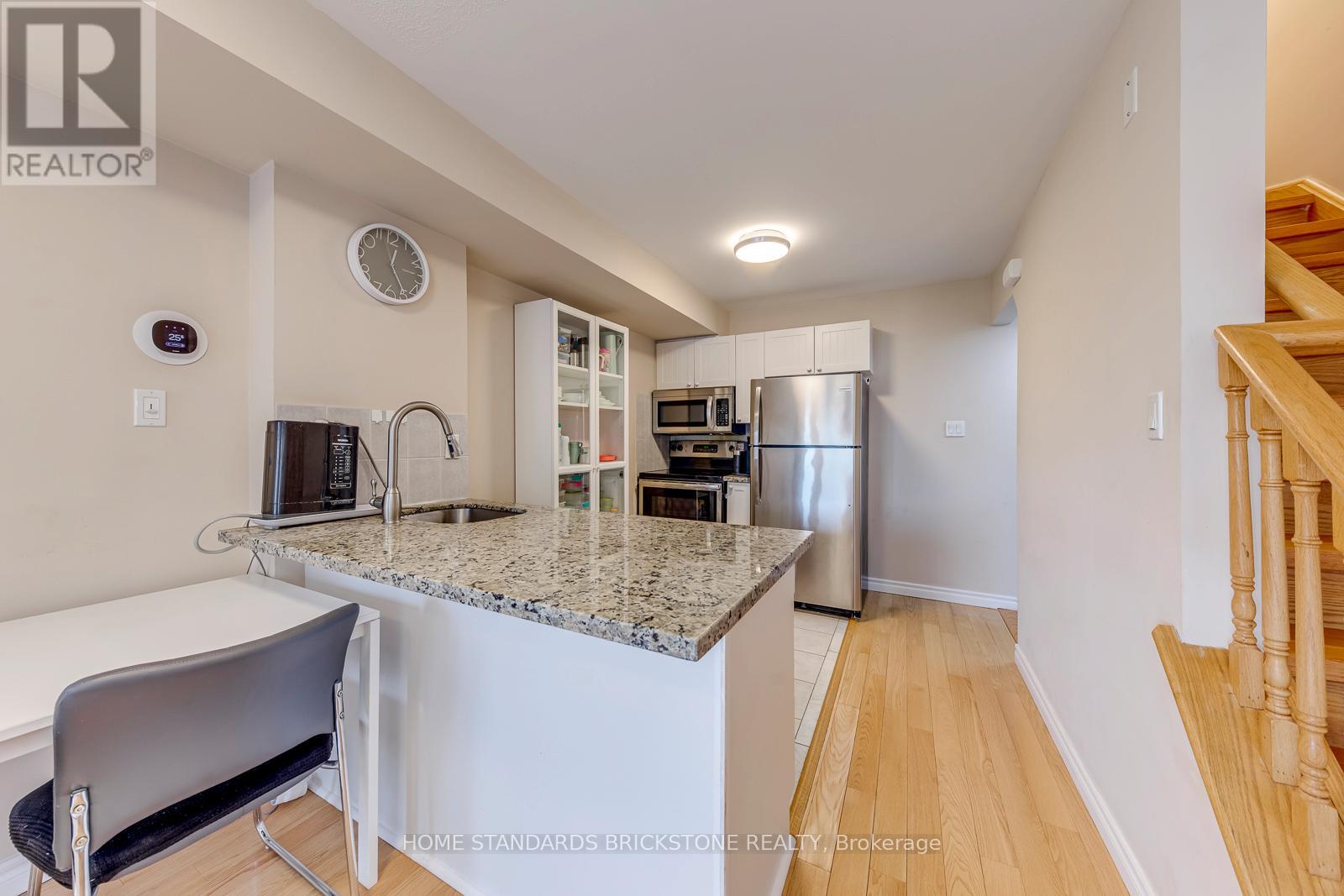 #291 306 JOHN STREET - 6