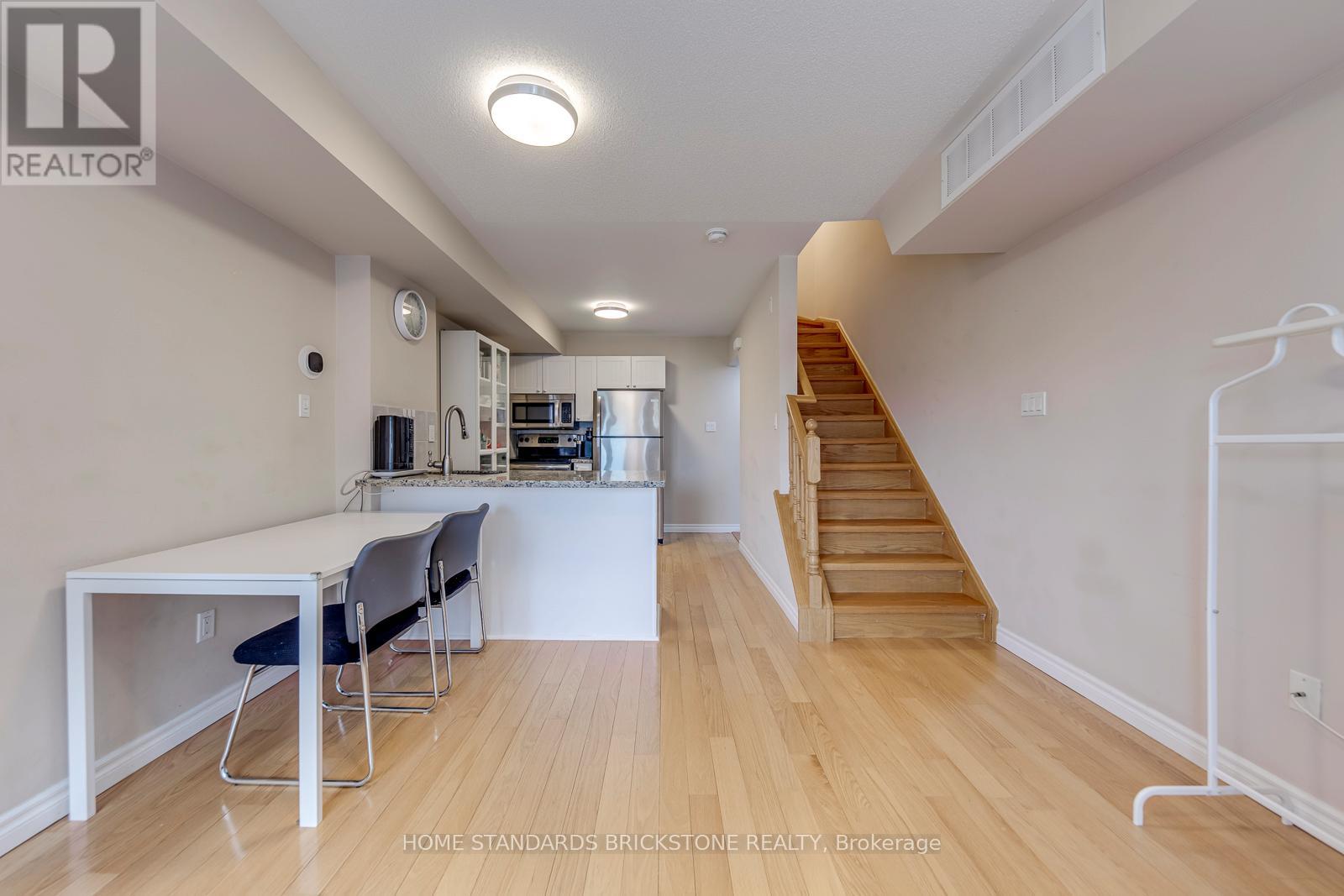#291 306 JOHN STREET - 7