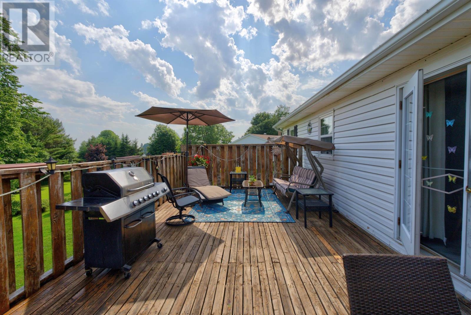 17 Centennial drive - 43