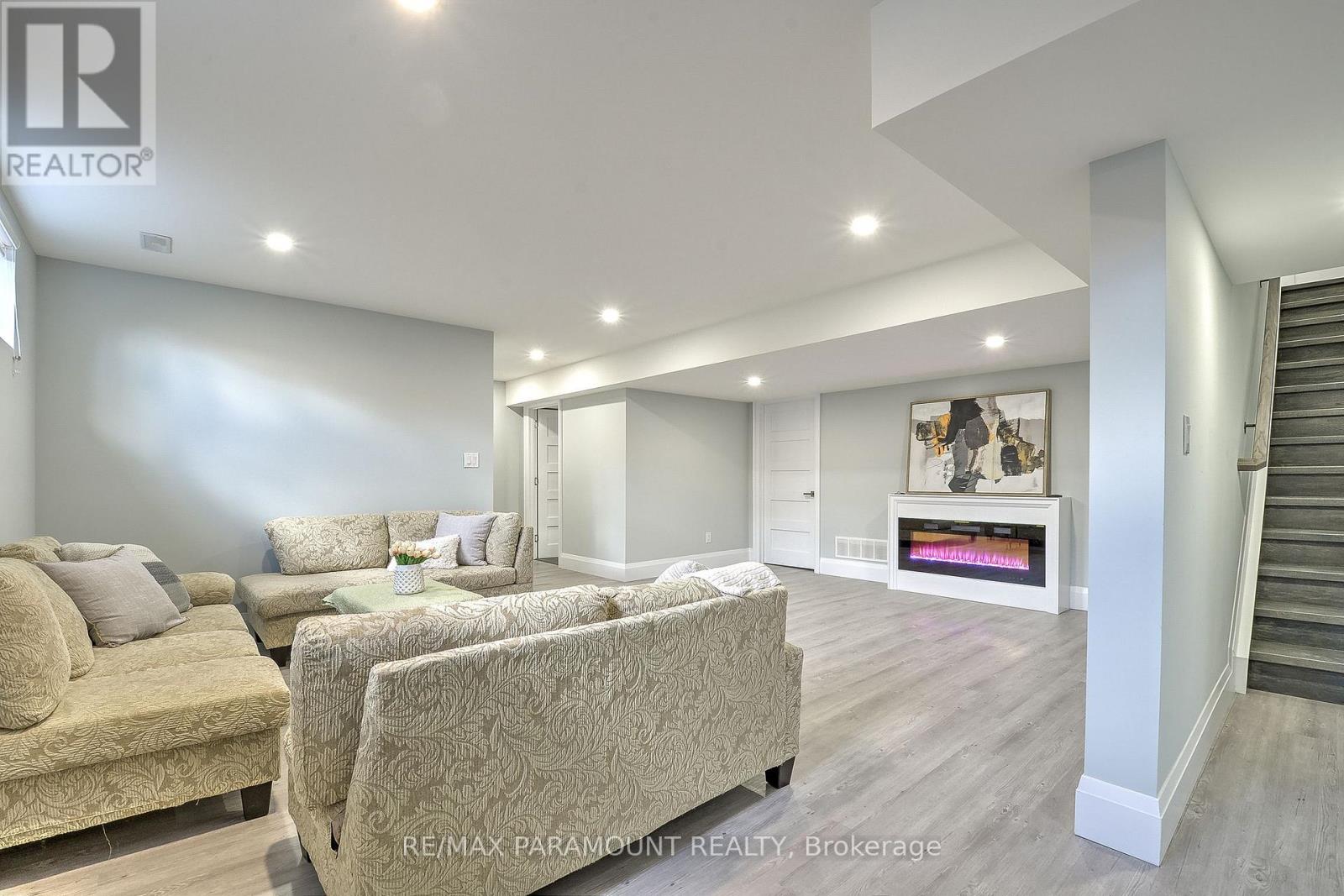 1780 PIERRE AVENUE - 24