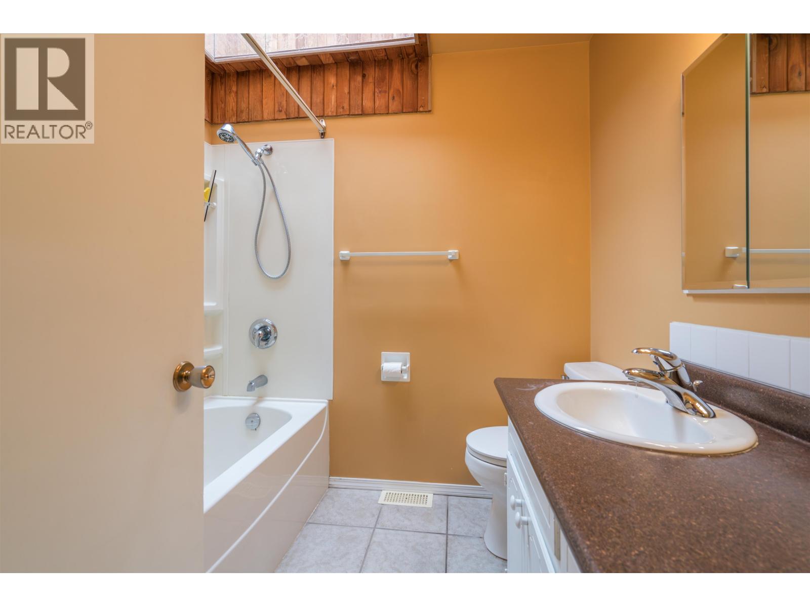 931 LIMESTONE CRESCENT - 12