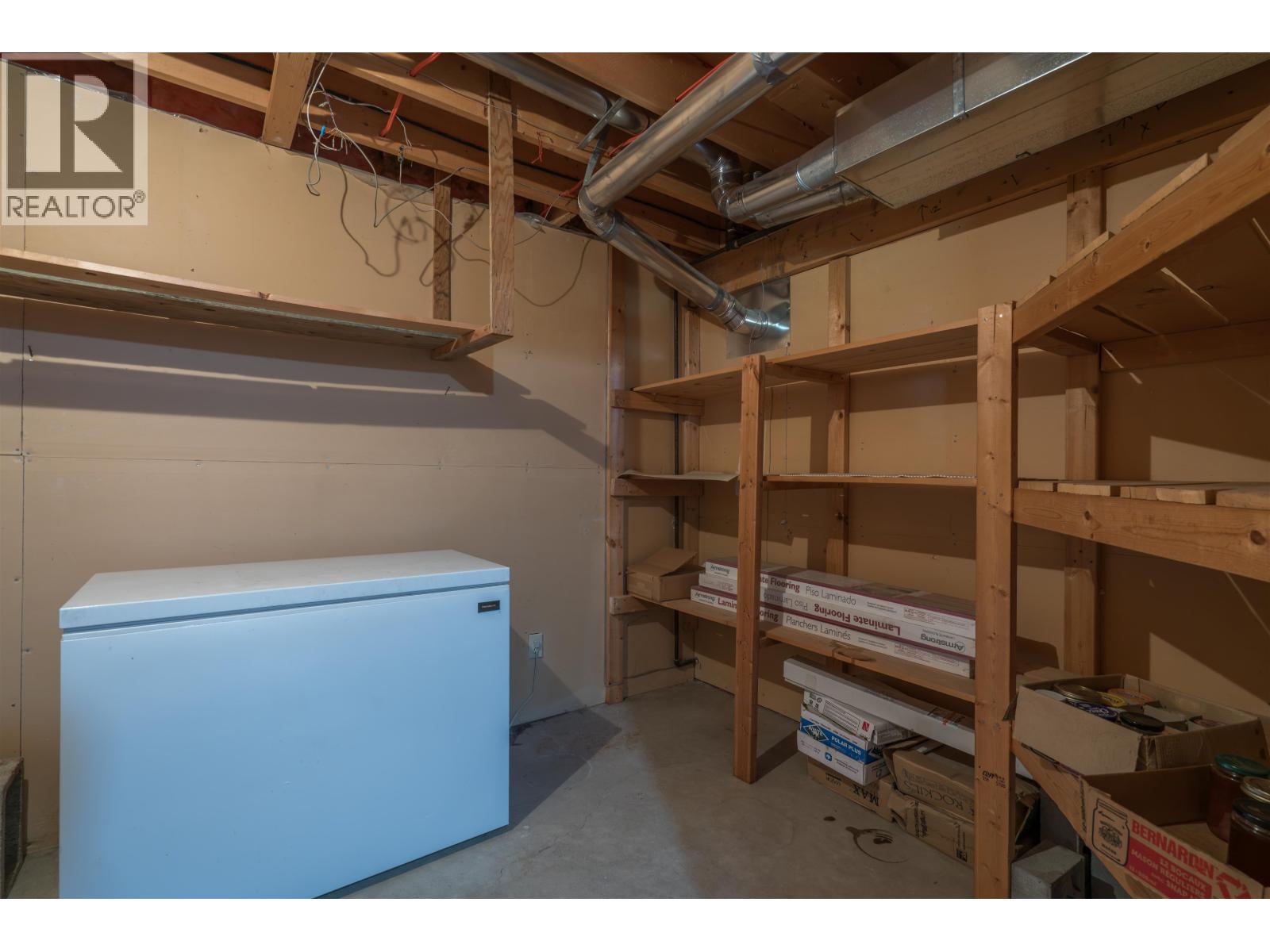 931 LIMESTONE CRESCENT - 18