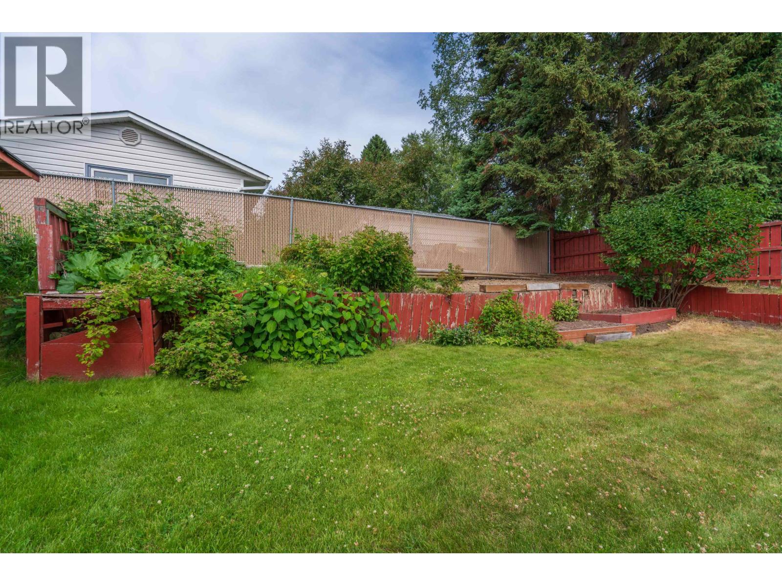 931 LIMESTONE CRESCENT - 19