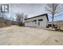 5 Villa Vega Acres, Lundbreck, AB T0K1W0 Photo 41