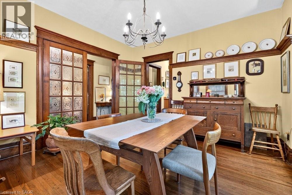 526 BURLINGTON Avenue - 12