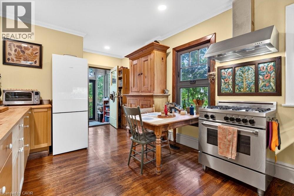 526 BURLINGTON Avenue - 13