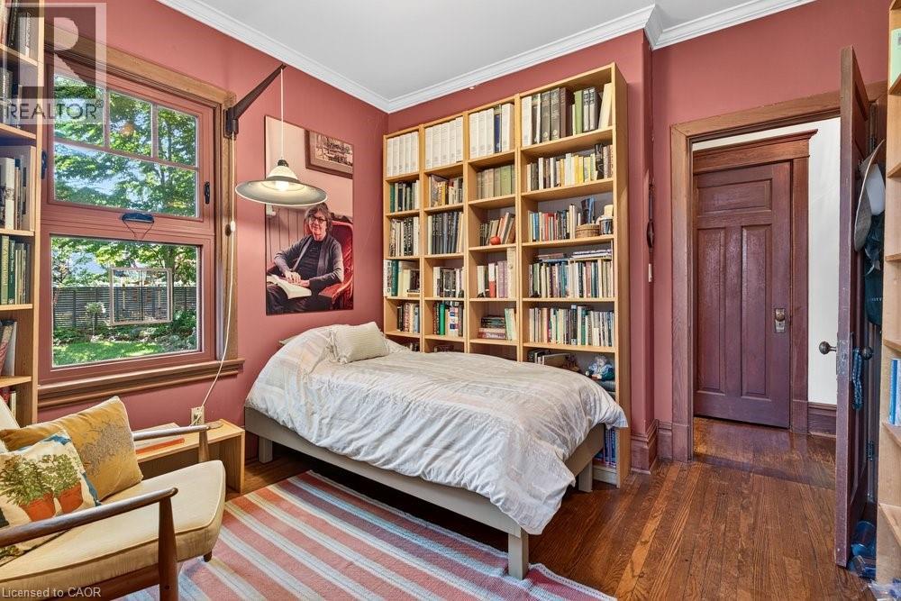 526 BURLINGTON Avenue - 19