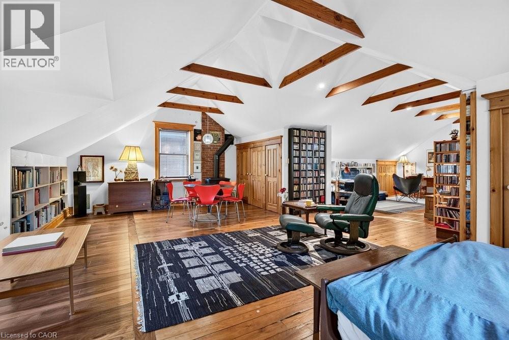 526 BURLINGTON Avenue - 33