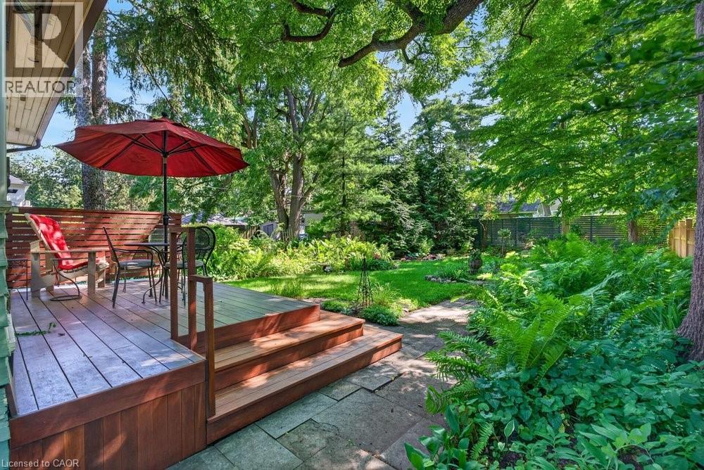 526 BURLINGTON Avenue - 40