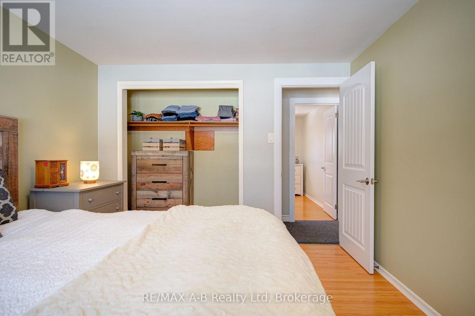 19 LINTON PLACE - 22