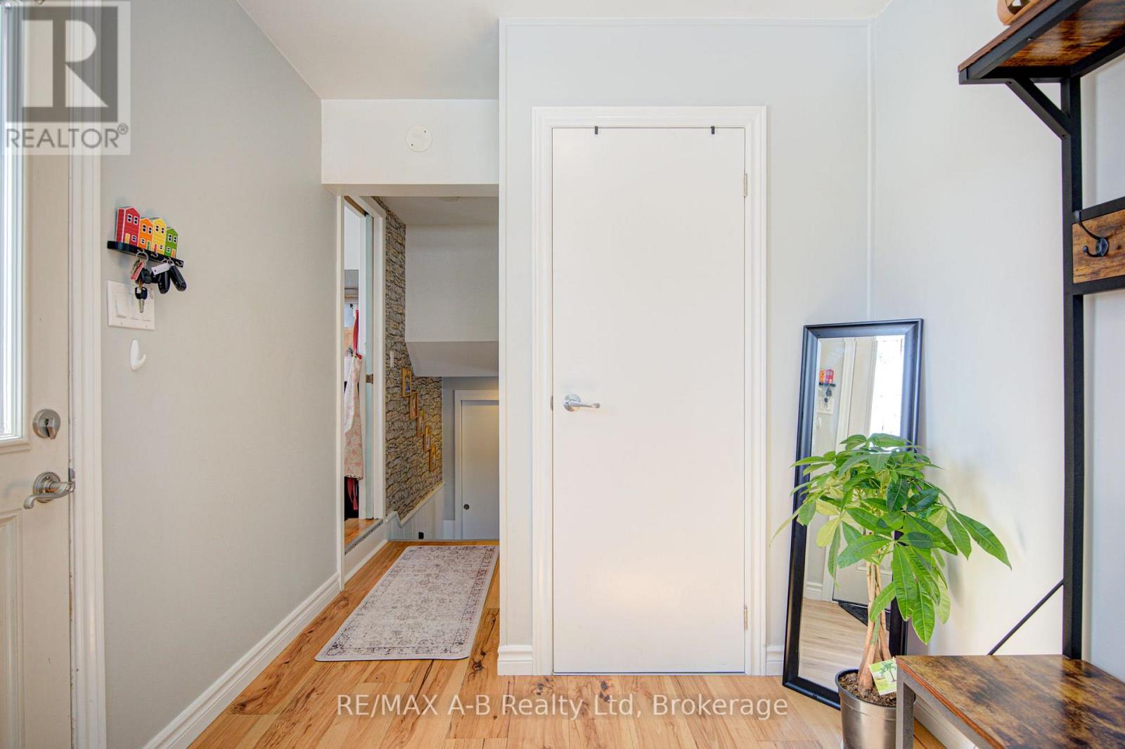 19 LINTON PLACE - 26