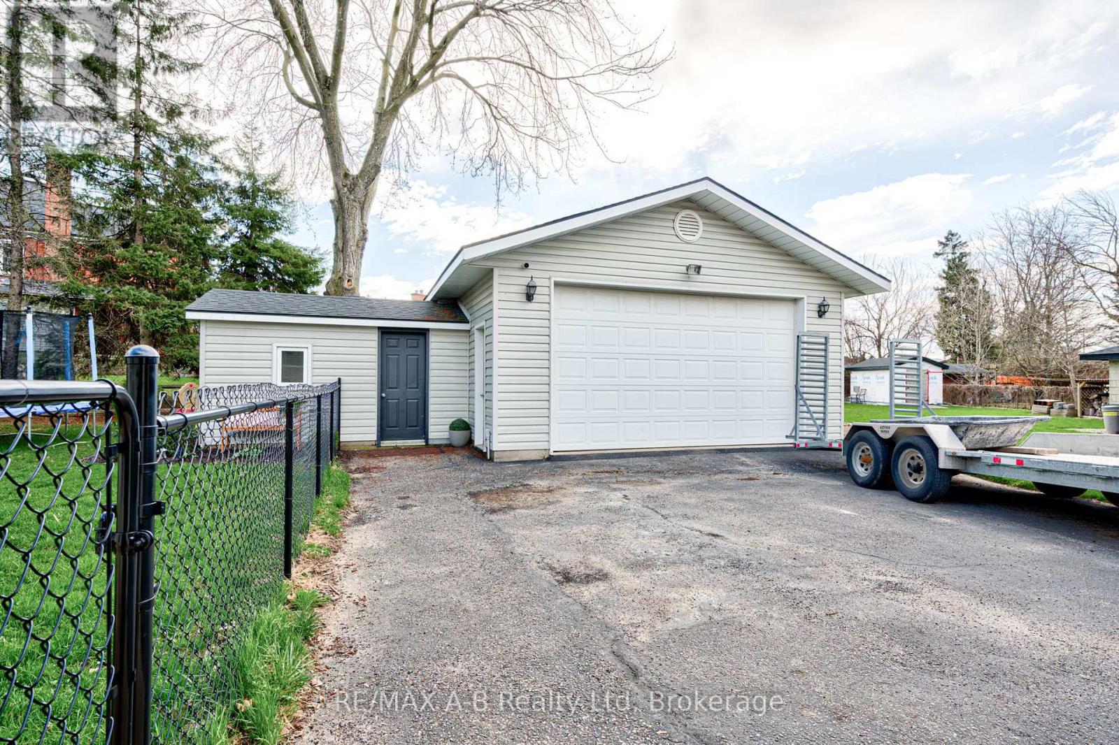 19 LINTON PLACE - 39