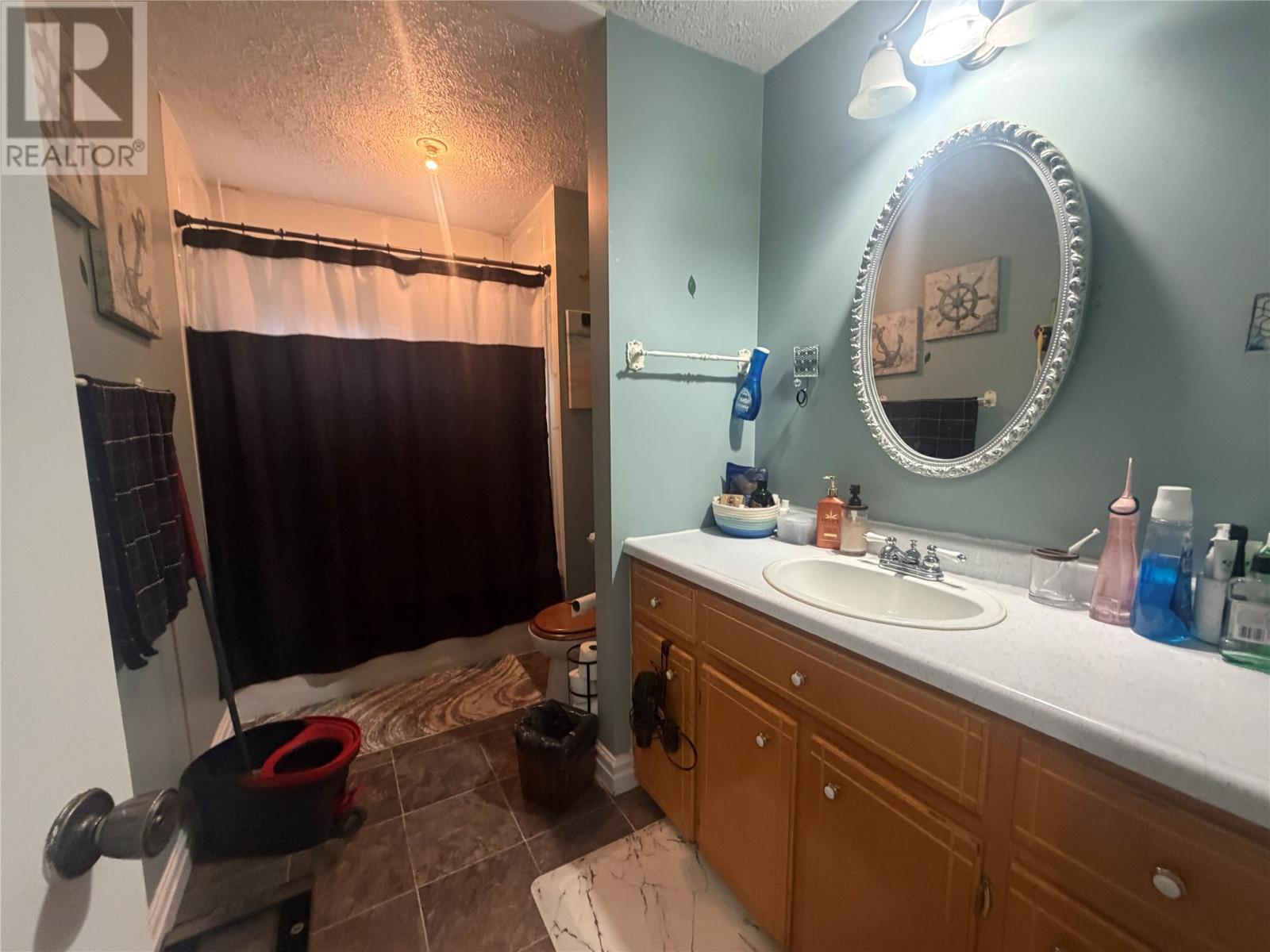 231-233 Creston Boulevard - 6