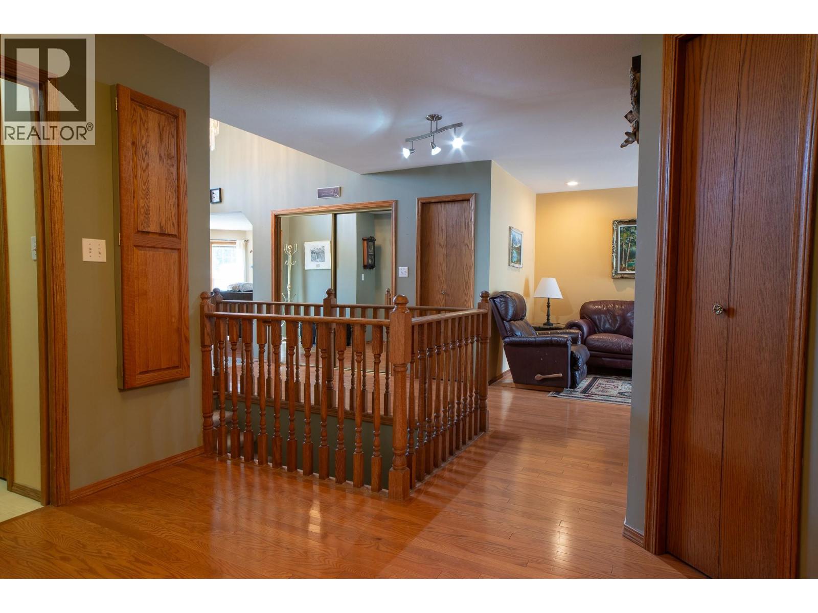 1924 HURL Street - 34