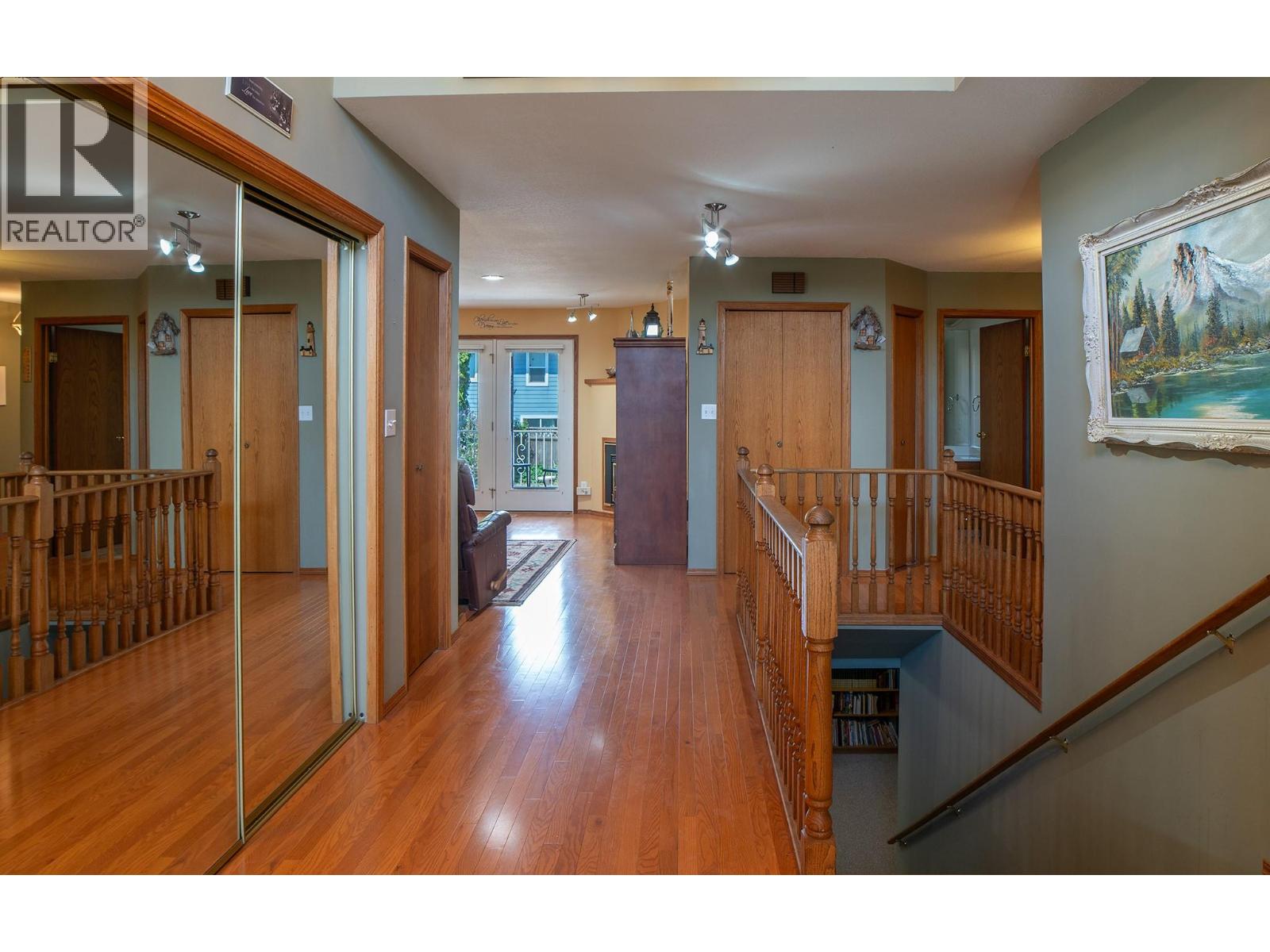 1924 HURL Street - 19