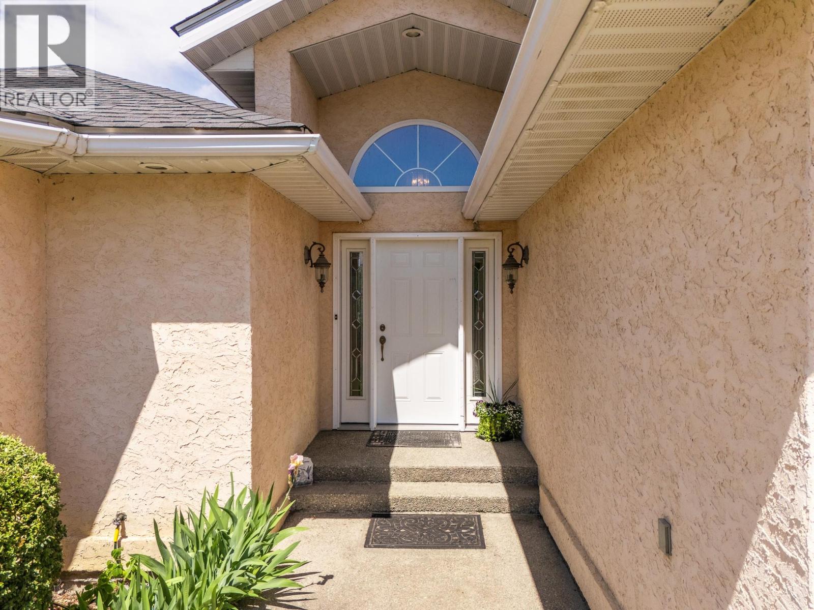 1924 HURL Street - 69
