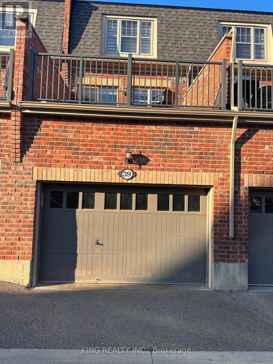 39 FINEGAN CIRCLE - 20