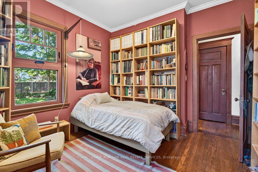 526 BURLINGTON AVENUE - 19