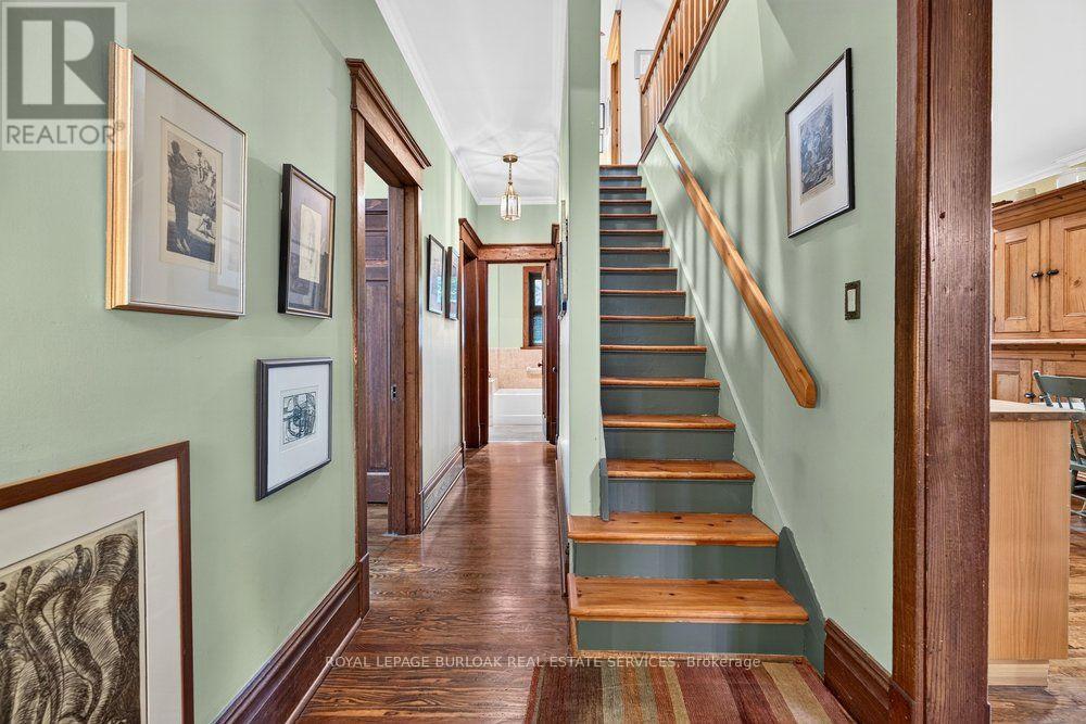 526 BURLINGTON AVENUE - 21