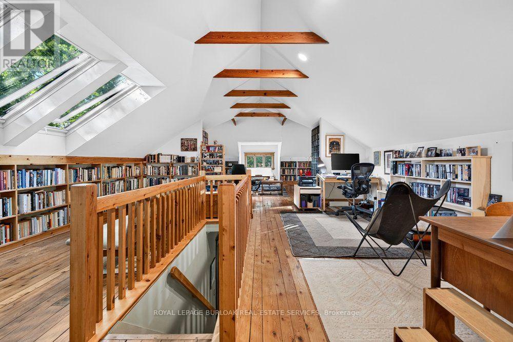 526 BURLINGTON AVENUE - 22