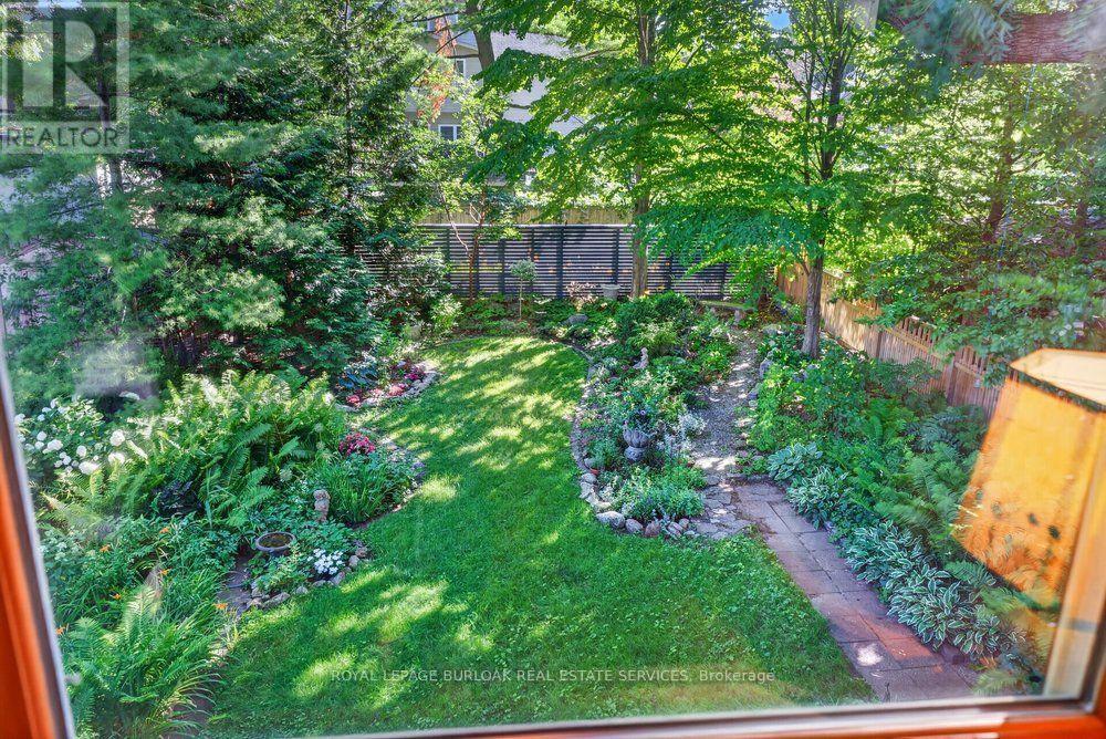 526 BURLINGTON AVENUE - 27