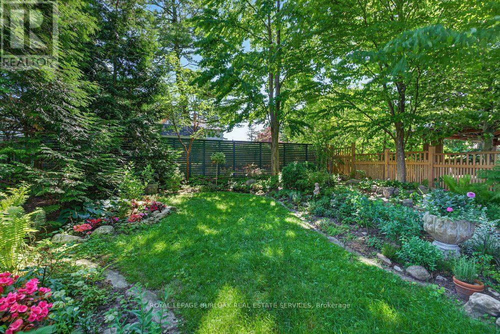 526 BURLINGTON AVENUE - 42