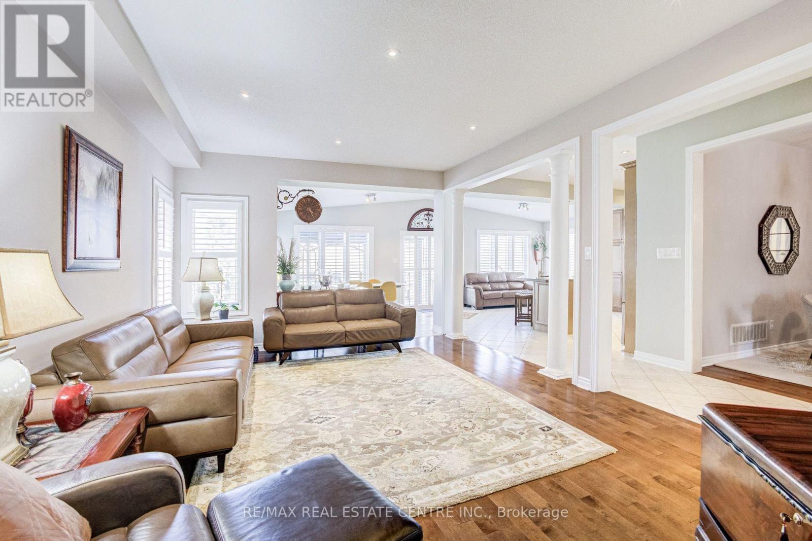 5588 DOCTOR PEDDLE CRESCENT - Image 12