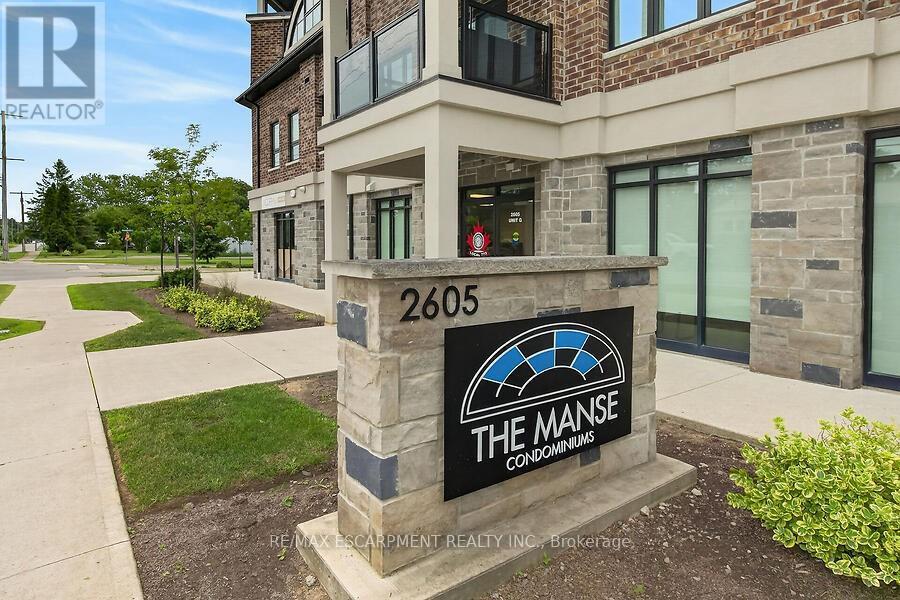 #208 2605 BINBROOK ROAD - 1