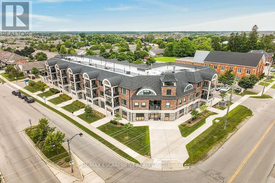 #208 2605 BINBROOK ROAD - 19