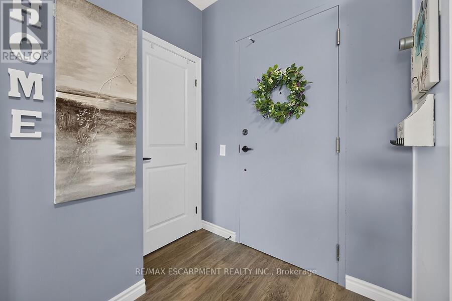 #208 2605 BINBROOK ROAD - 6
