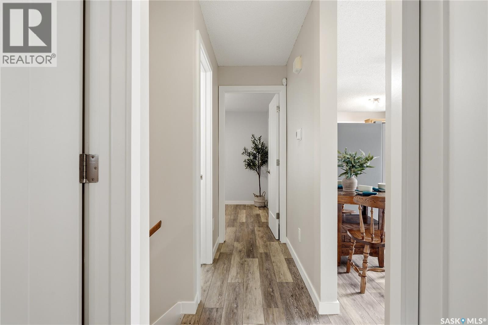 846 GIBSON STREET N — photo 15