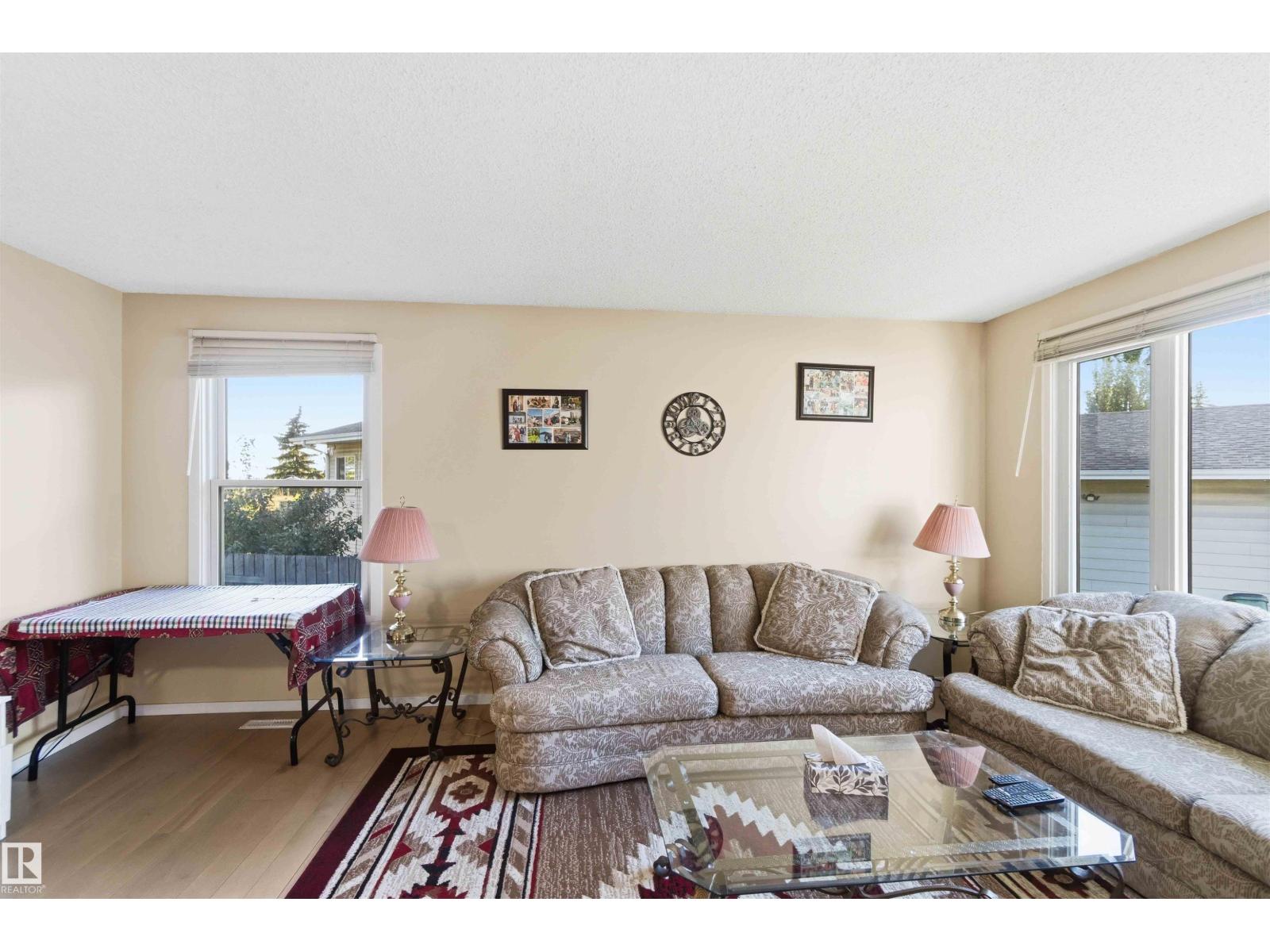 8819 29 AV NW, Tipaskan, Edmonton photo 3