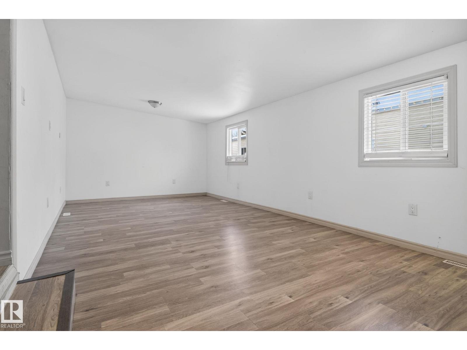543 Evergreen ST NW - 17