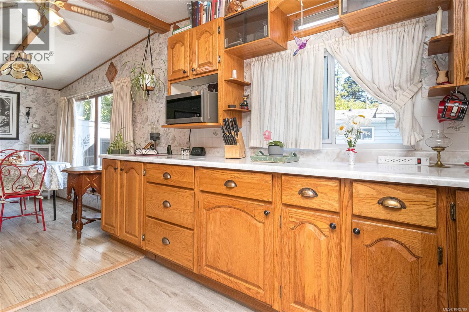 #12 1201 Craigflower Rd - 10