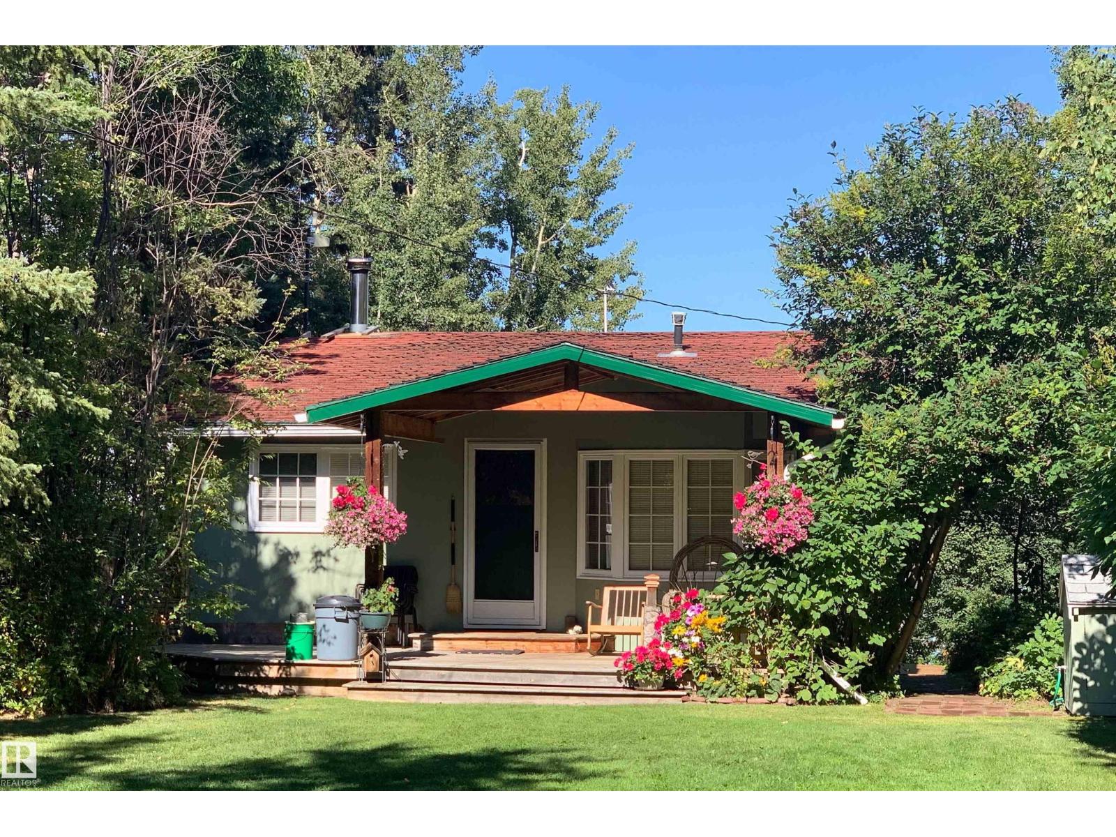 85 Poplar Bay - 1