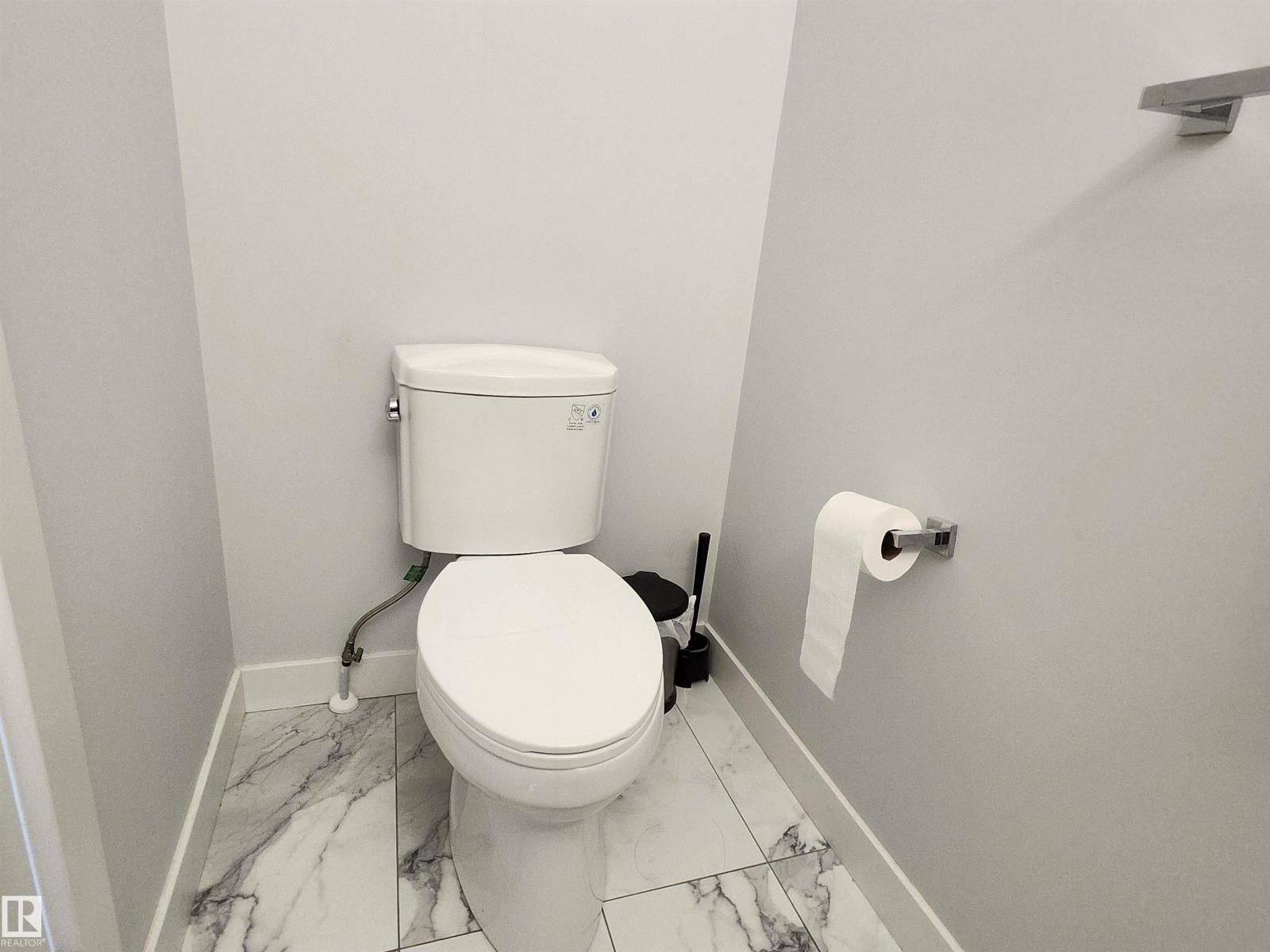 4707 36 ST - 11