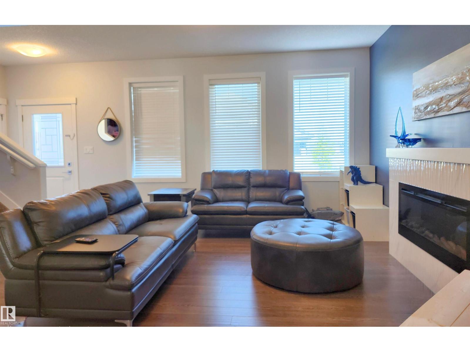 4707 36 ST - 13
