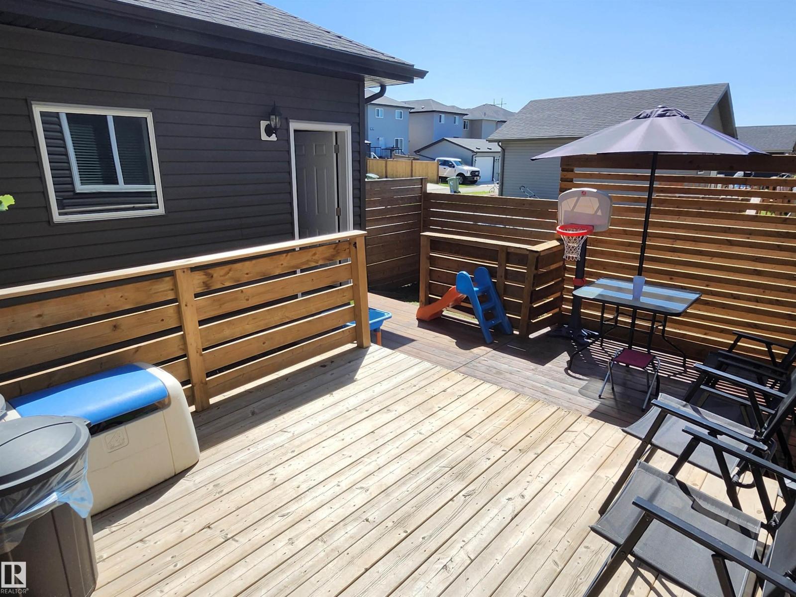 4707 36 ST - 32