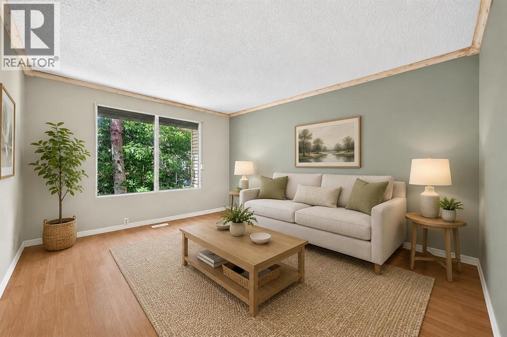 52 Doverdale Mews SE, Dover, Calgary photo 5