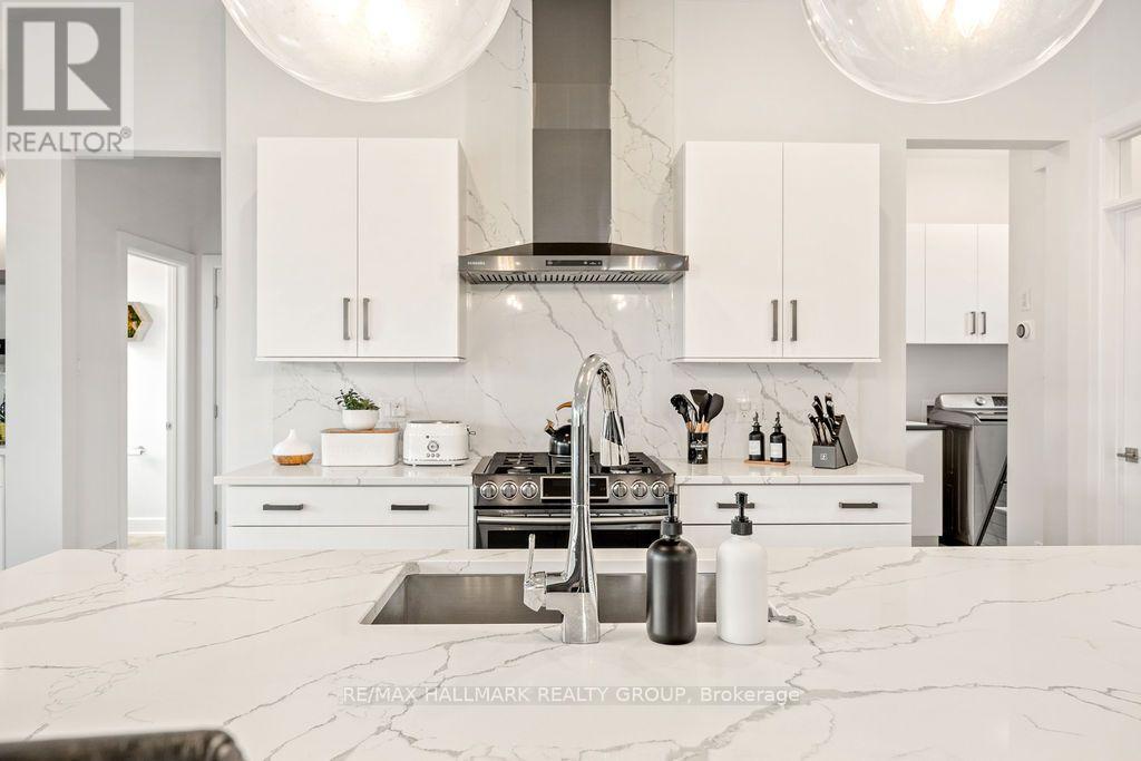 House for Rent in Ottawa – 1575 RANGELAND AVENUE, Ottawa – By Peter Sagos - Image 11