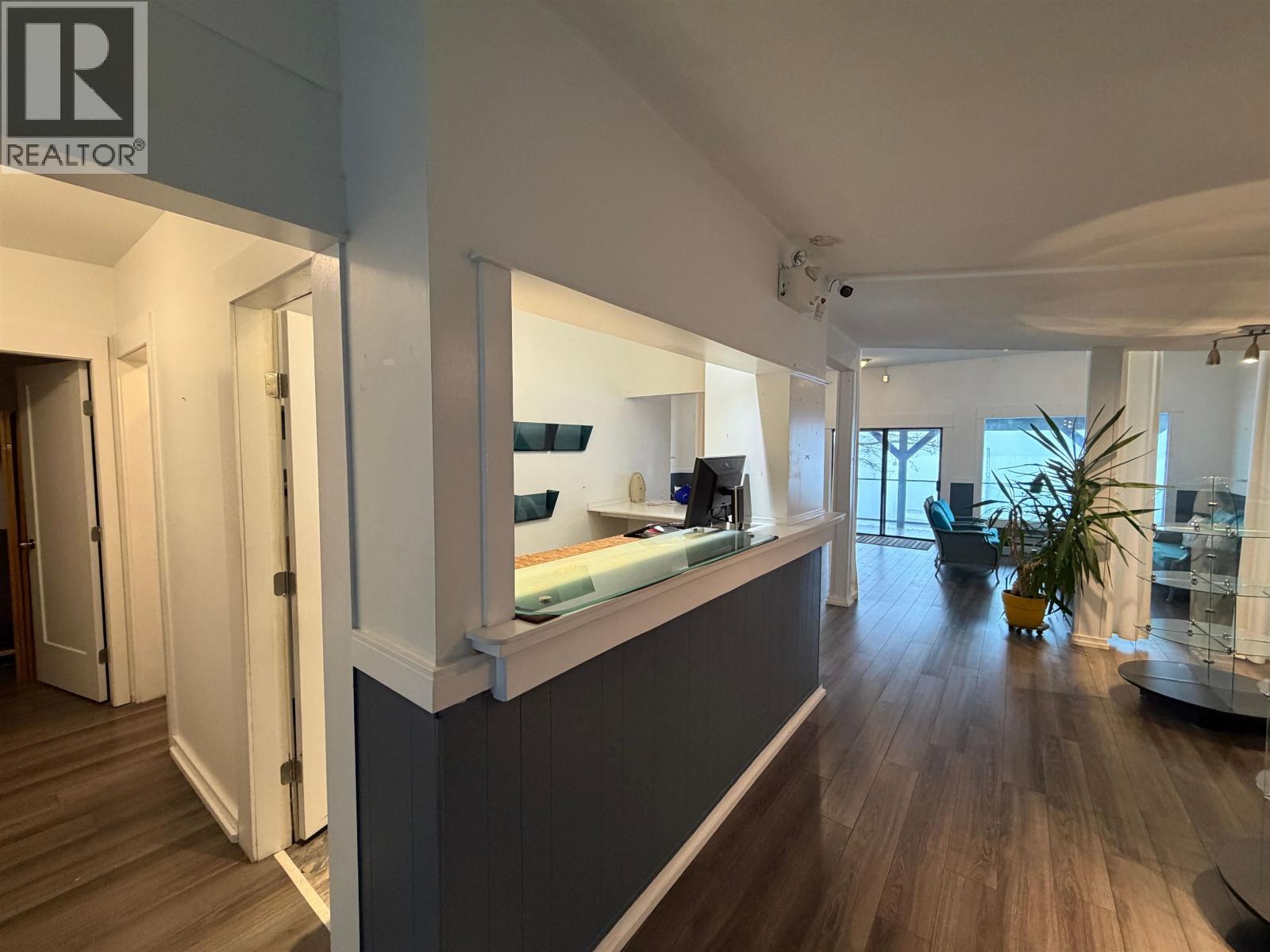 418 MARINE DRIVE, Gibsons