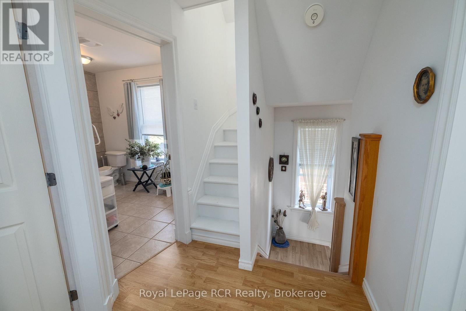 1218 1ST AVENUE W - 38