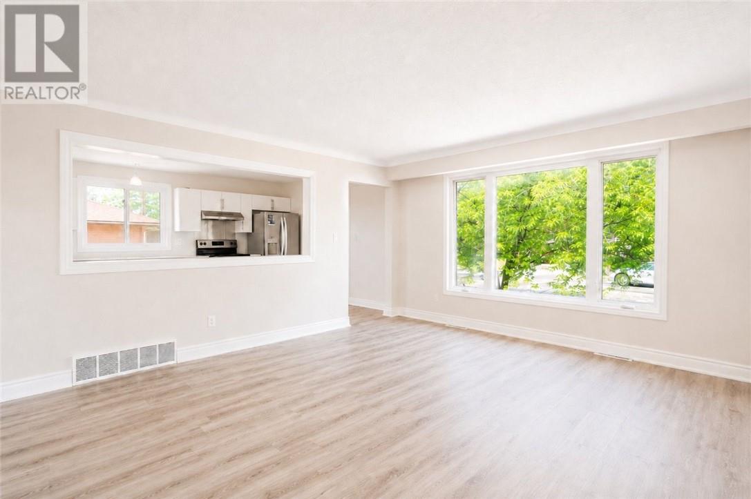 953 Auger Avenue - 12