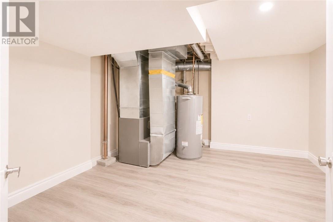 953 Auger Avenue - 29