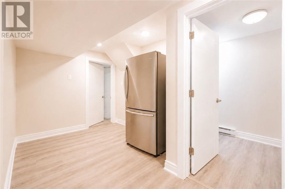 953 Auger Avenue - 30