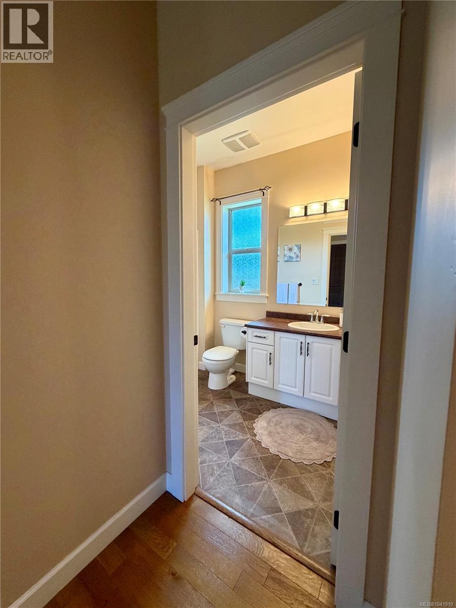 2964 Pickford Rd, Colwood
