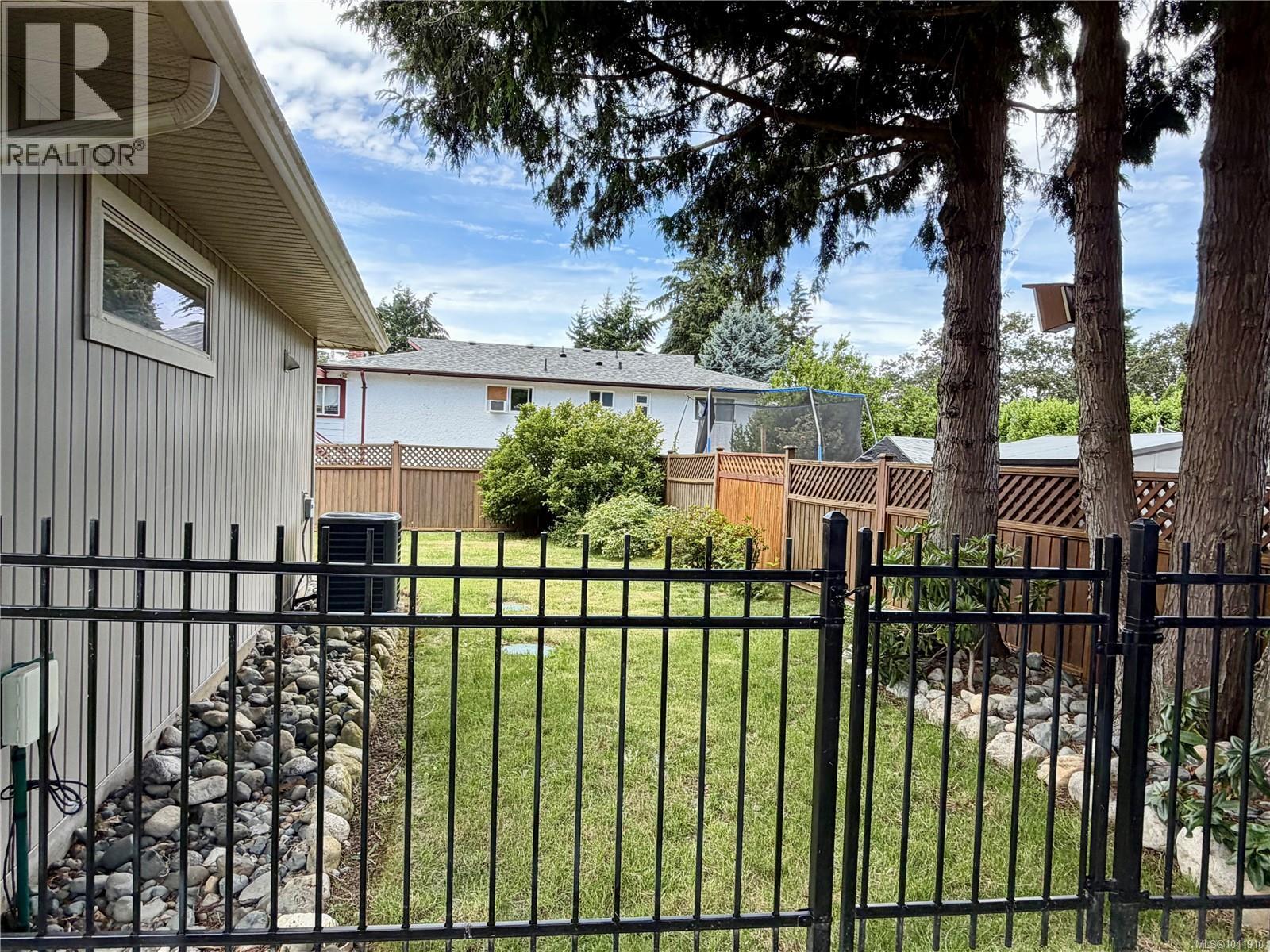 2964 Pickford Rd, Colwood