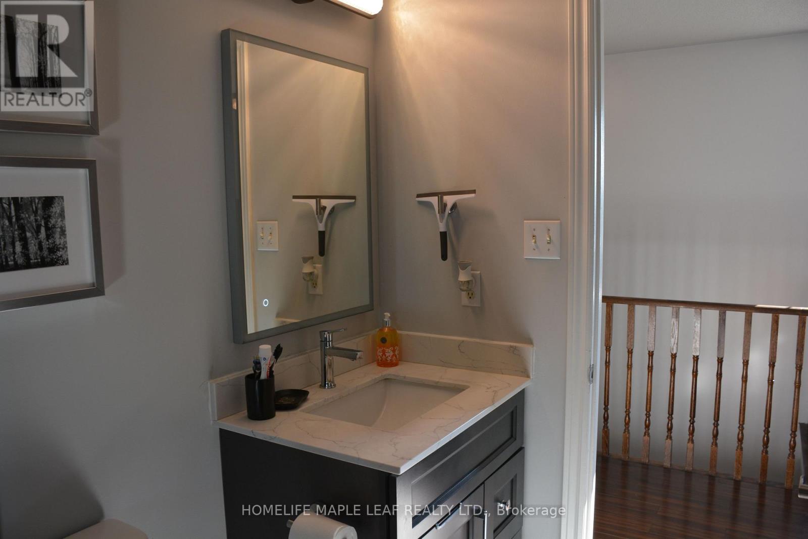 29 STONEBRIAR DRIVE - 31